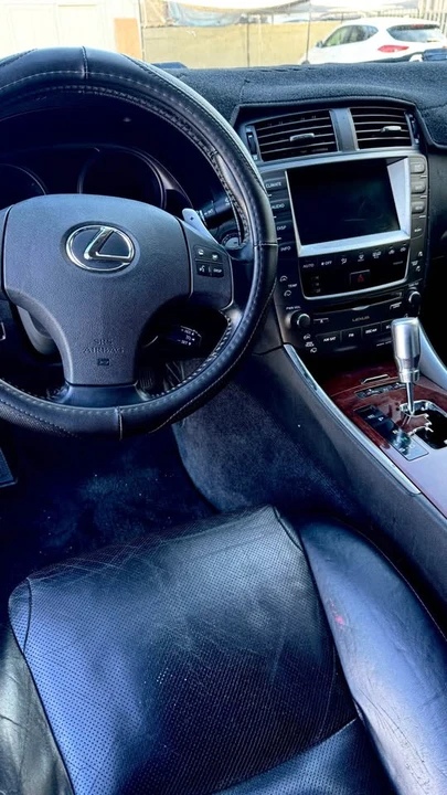 2008 Lexus IS 2nd Gen - Image 11 of 13