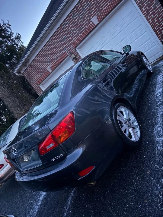 2008 Lexus IS 2nd Gen - Image 3 of 10