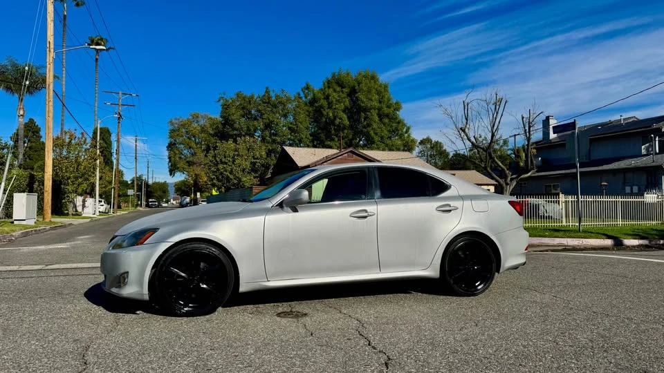 2008 Lexus IS 2nd Gen - Image 4 of 13