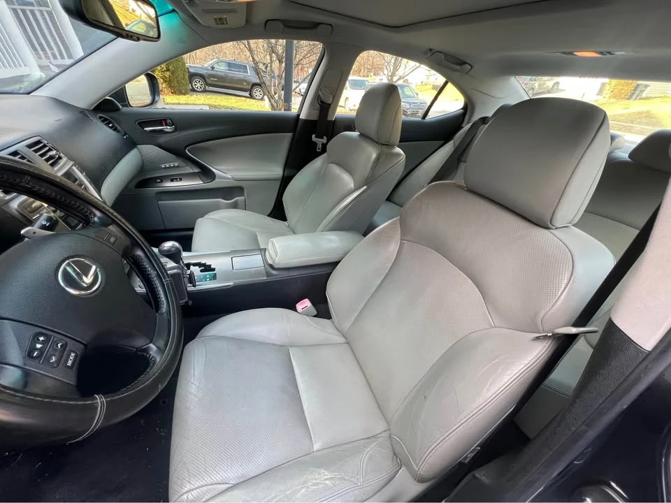 2008 Lexus IS 2nd Gen - Image 6 of 10