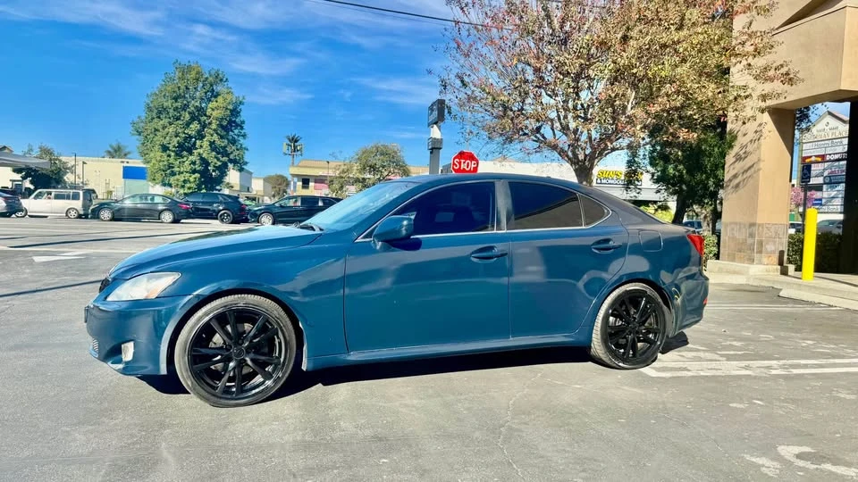 2008 Lexus IS 2nd Gen - Image 9 of 13