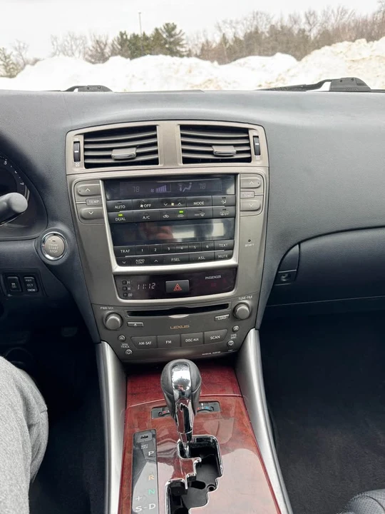 2008 Lexus IS 2nd Gen - Image 8 of 12