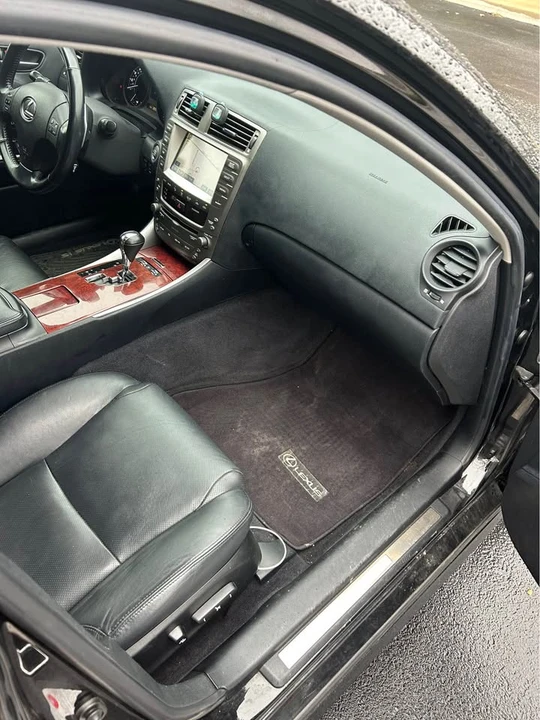 2008 Lexus IS 2nd Gen - Image 8 of 16