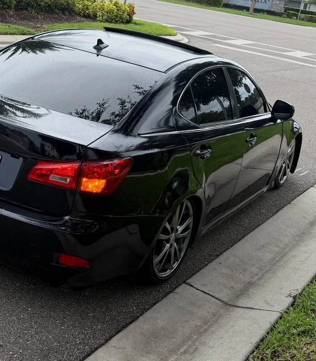 2008 Lexus IS 2nd Gen - Image 3 of 4