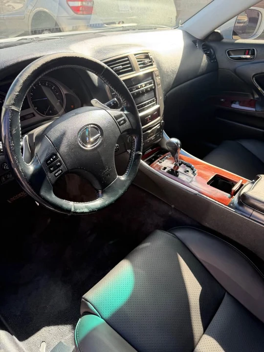 2008 Lexus IS 2nd Gen - Image 10 of 11