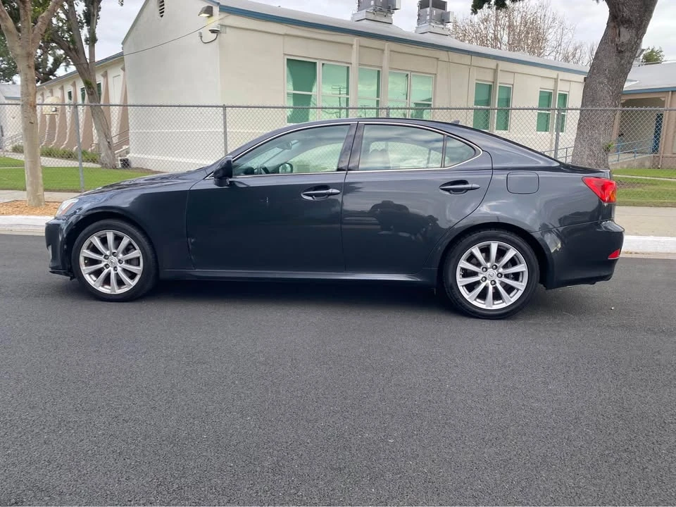 2008 Lexus IS 2nd Gen - Image 5 of 10