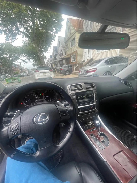 2008 Lexus IS 2nd Gen - Image 13 of 18