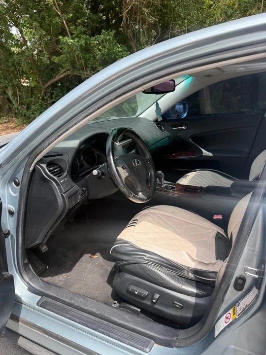 2008 Lexus IS 2nd Gen - Image 12 of 16