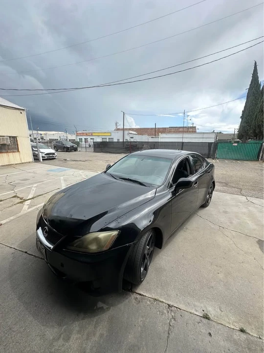 2008 Lexus IS 2nd Gen - Image 4 of 10