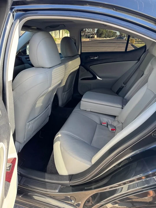 2008 Lexus IS 2nd Gen - Image 4 of 9