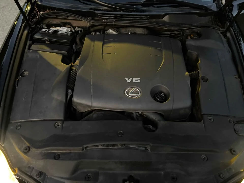 2008 Lexus IS 2nd Gen - Image 10 of 12