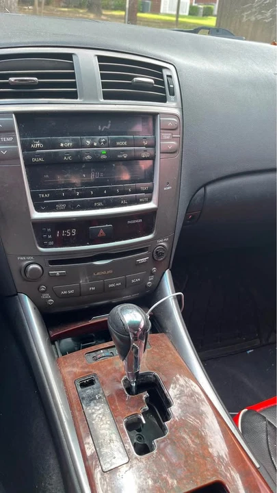 2008 Lexus IS 2nd Gen - Image 8 of 10