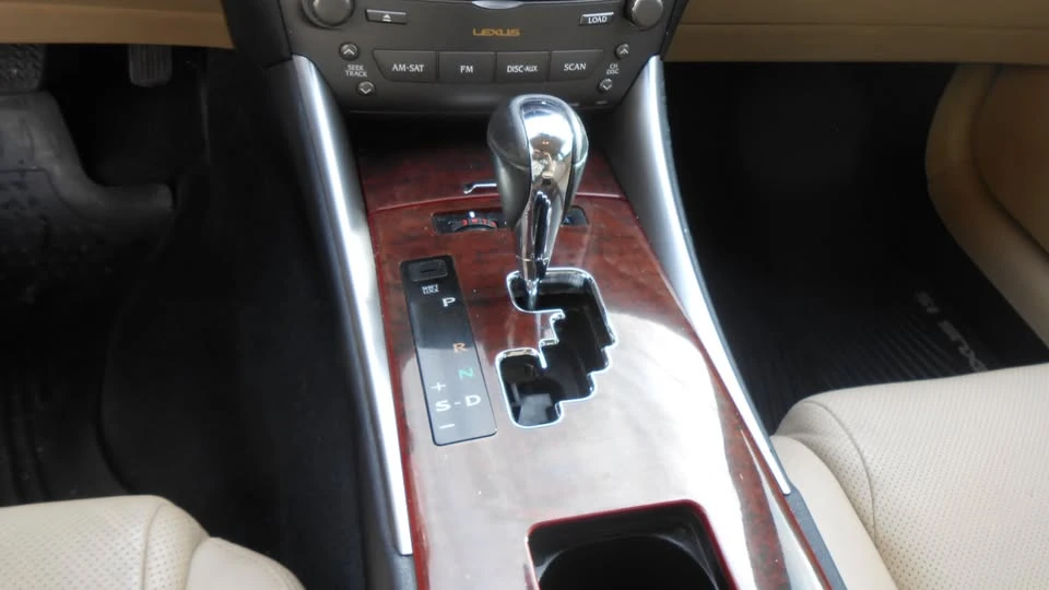 2008 Lexus IS 2nd Gen - Image 10 of 13