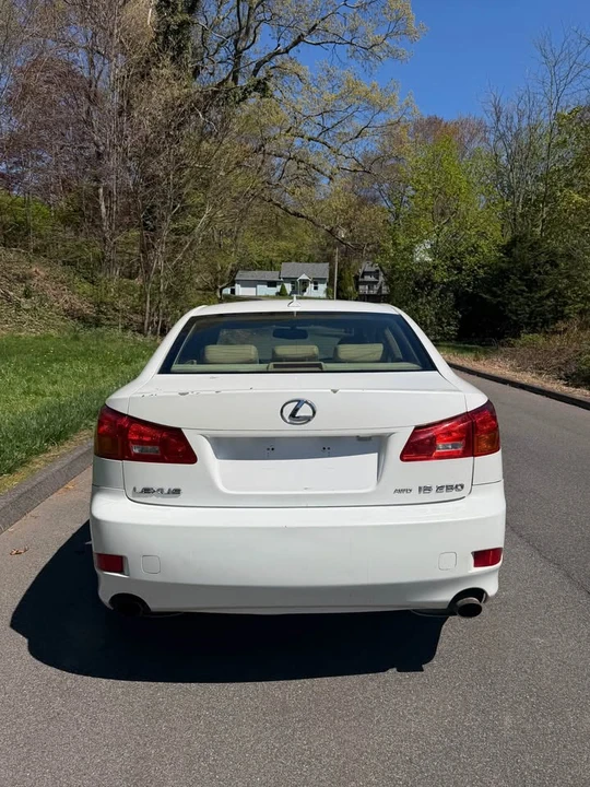 2008 Lexus IS 2nd Gen - Image 4 of 18