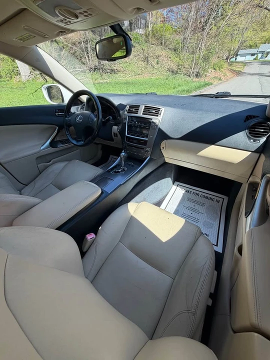 2008 Lexus IS 2nd Gen - Image 14 of 18