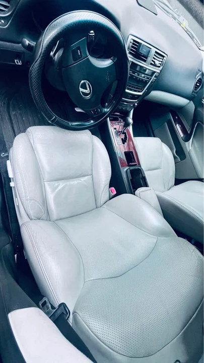 2008 Lexus IS 2nd Gen - Image 2 of 10
