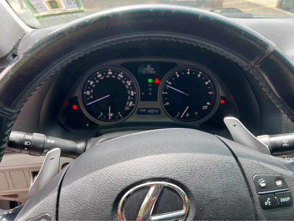 2008 Lexus IS 2nd Gen - Image 6 of 12