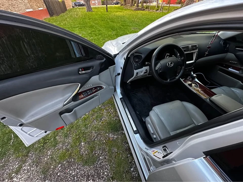 2008 Lexus IS 2nd Gen - Image 6 of 11