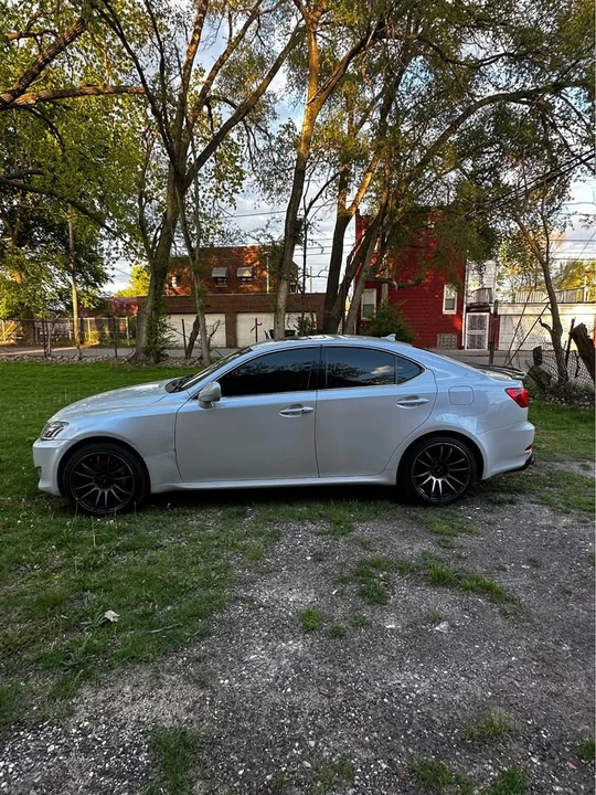 2008 Lexus IS 2nd Gen - Image 5 of 11