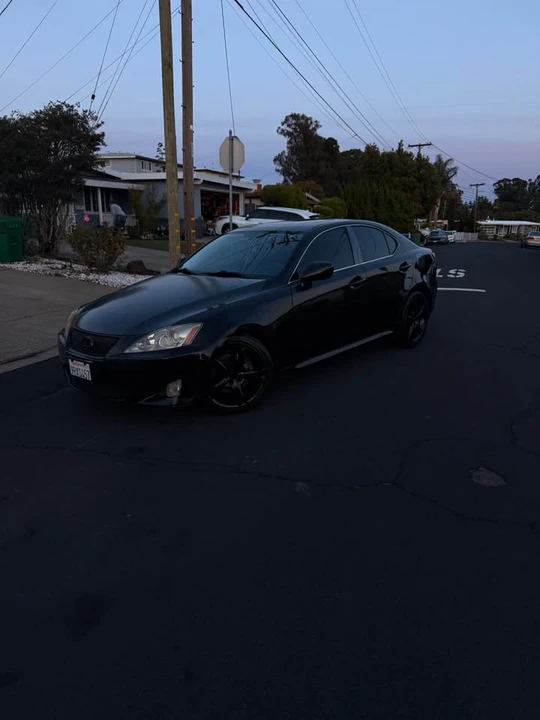 2008 Lexus IS 2nd Gen - Image 3 of 3