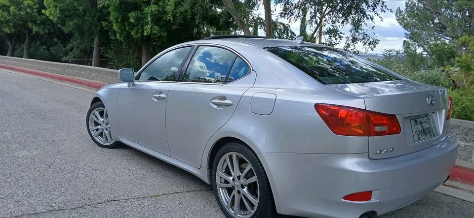 2008 Lexus IS 2nd Gen - Image 10 of 20