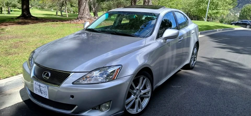 2008 Lexus IS 2nd Gen - Image 9 of 20