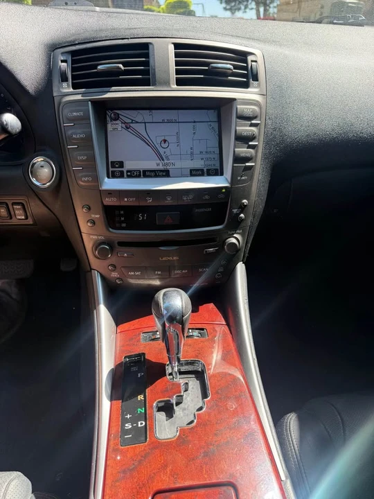 2008 Lexus IS 2nd Gen - Image 9 of 11