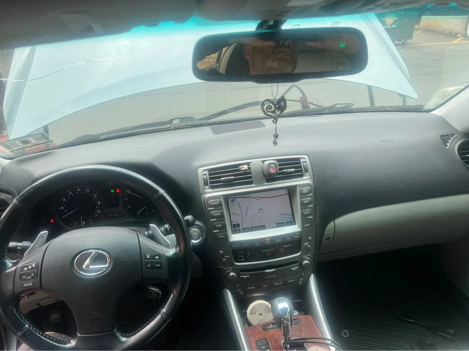 2008 Lexus IS 2nd Gen - Image 8 of 12