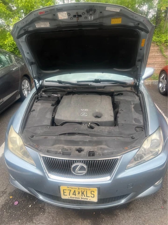 2008 Lexus IS 2nd Gen - Image 9 of 12