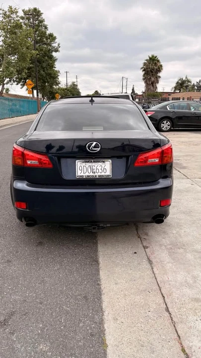 2008 Lexus IS 2nd Gen - Image 4 of 12