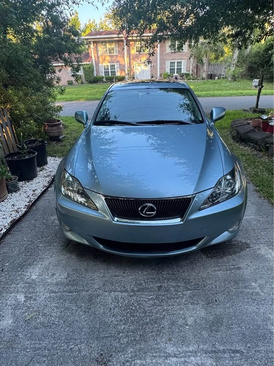 2008 Lexus IS 2nd Gen - Image 2 of 9