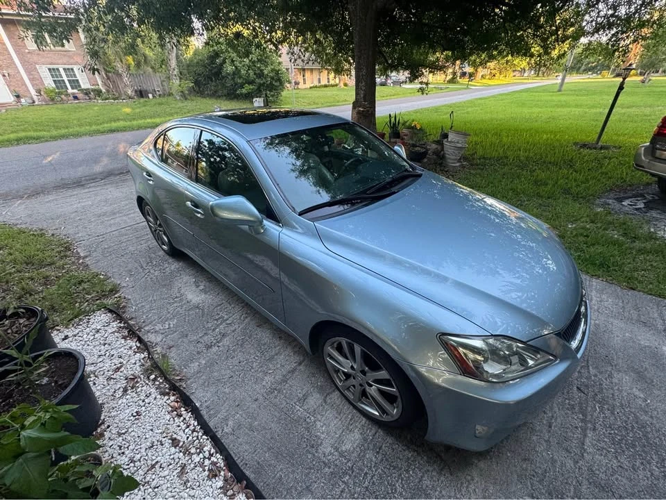 2008 Lexus IS 2nd Gen - Image 6 of 9