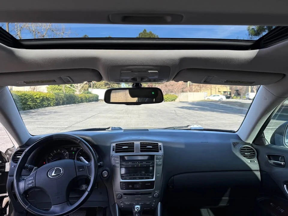 2008 Lexus IS 2nd Gen - Image 10 of 19