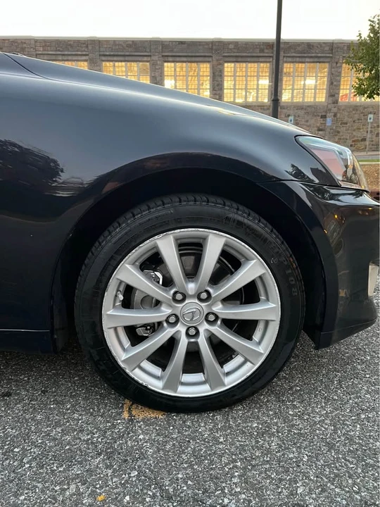 2008 Lexus IS 2nd Gen - Image 4 of 13