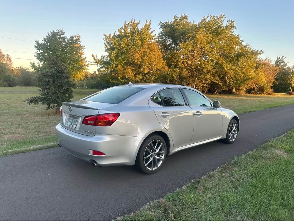 2008 Lexus IS 2nd Gen - Image 6 of 20