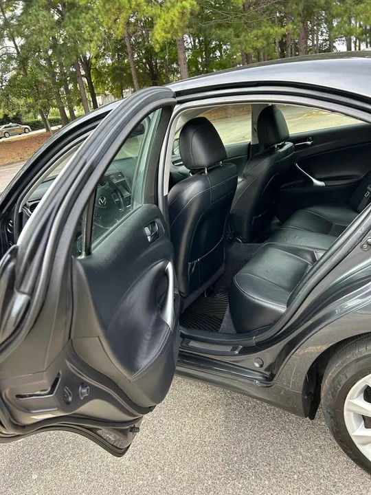 2008 Lexus IS 2nd Gen - Image 18 of 19