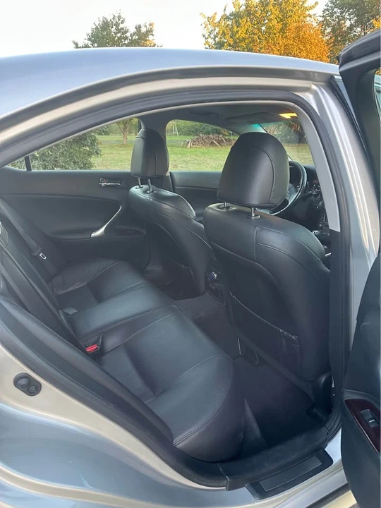 2008 Lexus IS 2nd Gen - Image 15 of 20