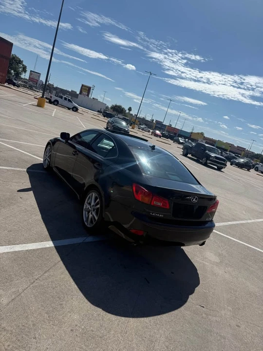 2008 Lexus IS 2nd Gen - Image 4 of 15
