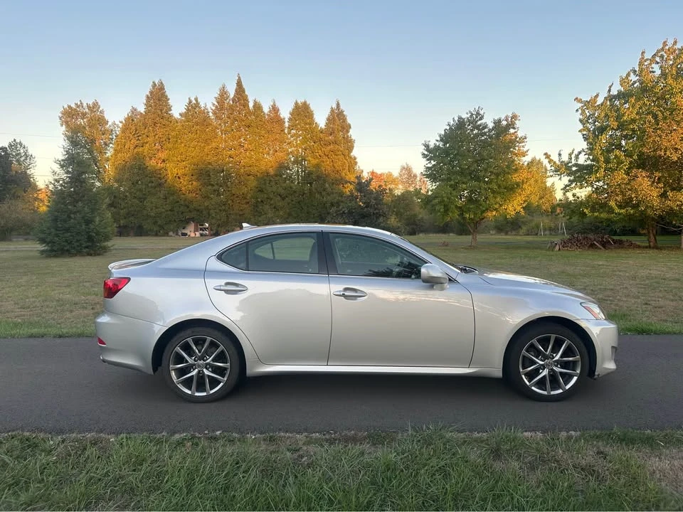 2008 Lexus IS 2nd Gen - Image 7 of 20