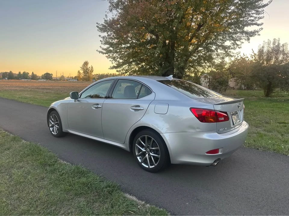 2008 Lexus IS 2nd Gen - Image 4 of 20