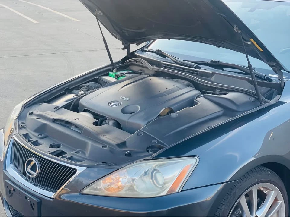 2008 Lexus IS 2nd Gen - Image 15 of 18