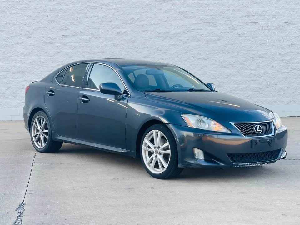 2008 Lexus IS 2nd Gen - Image 9 of 18