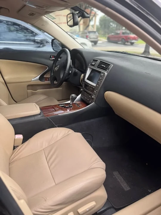 2008 Lexus IS 2nd Gen - Image 6 of 10