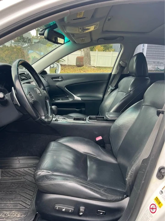 2008 Lexus IS 2nd Gen - Image 6 of 9