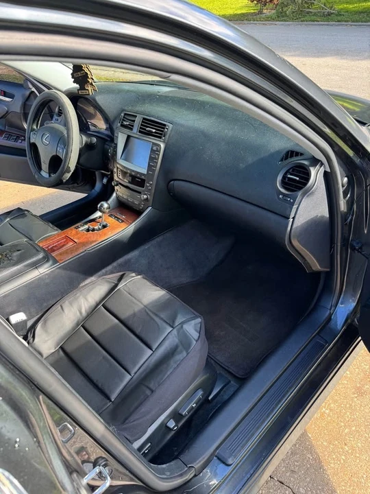 2008 Lexus IS 2nd Gen - Image 13 of 16