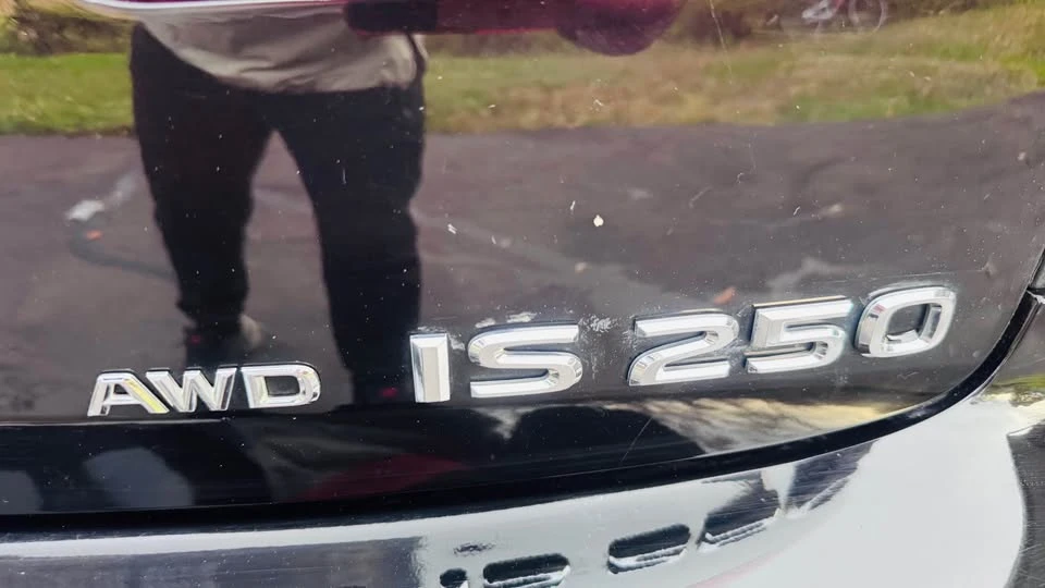 2007 Lexus IS 2nd Gen - Image 3 of 15