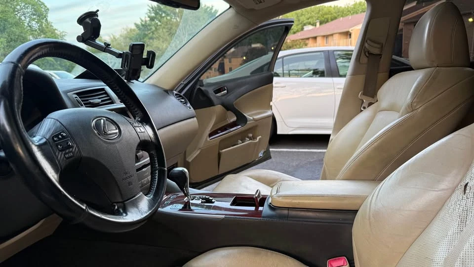 2008 Lexus IS 2nd Gen - Image 5 of 6