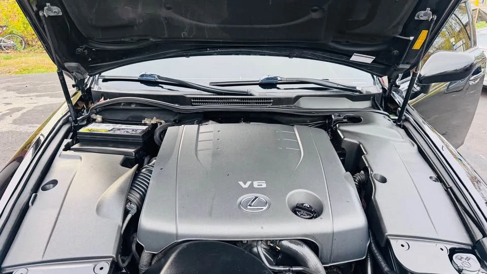 2007 Lexus IS 2nd Gen - Image 2 of 15