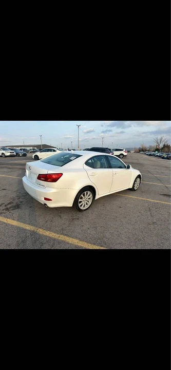 2008 Lexus IS 2nd Gen - Image 9 of 15