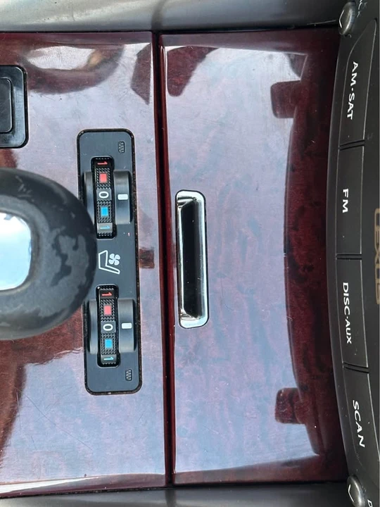 2008 Lexus IS 2nd Gen - Image 11 of 15
